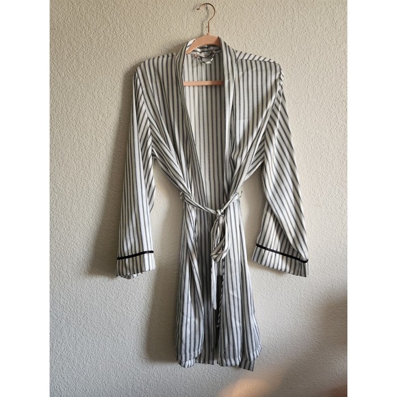 Linea Donatella White and Black Glam Robe L/XL - Picture 1 of 6